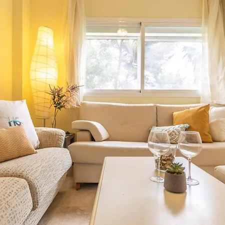 Apartamento Homes & Go Golden Pineda *